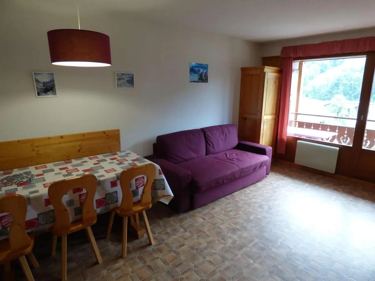 Apartamento Grand Bornand : Appartement 6 Pers Avec Balcon Au Coeur Du Village - Fr-1-458-167 Le Grand-Bornand